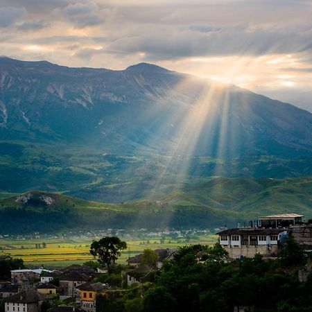 Guesthouse Mele Gjirokastër 외부 사진