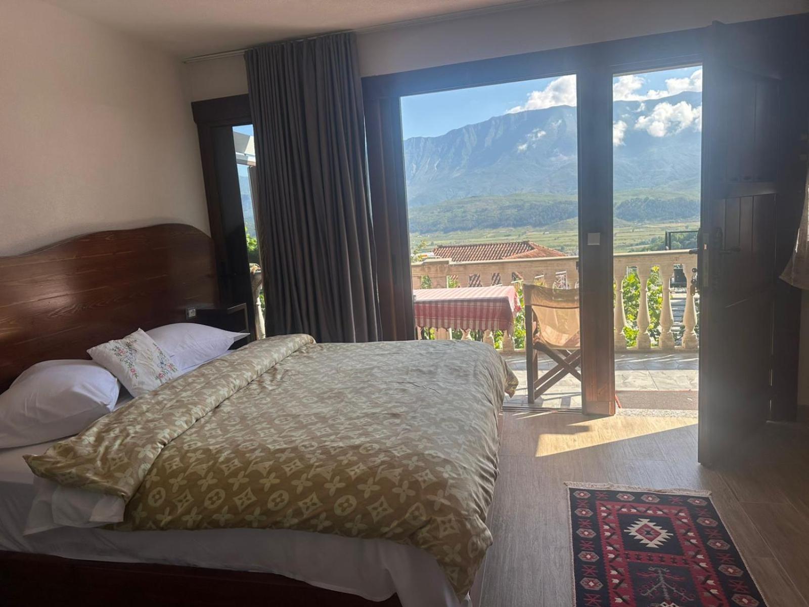 Guesthouse Mele Gjirokastër 외부 사진